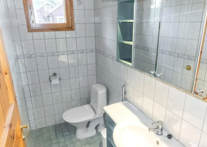 Lauri 4 Iso By Interhome